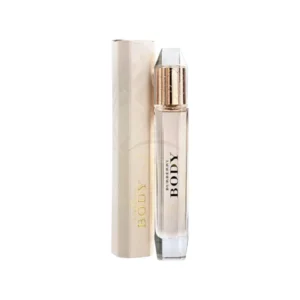 Frasco de cristal del perfume Body Burberry sobre un fondo neutro, mostrando su diseño esbelto.