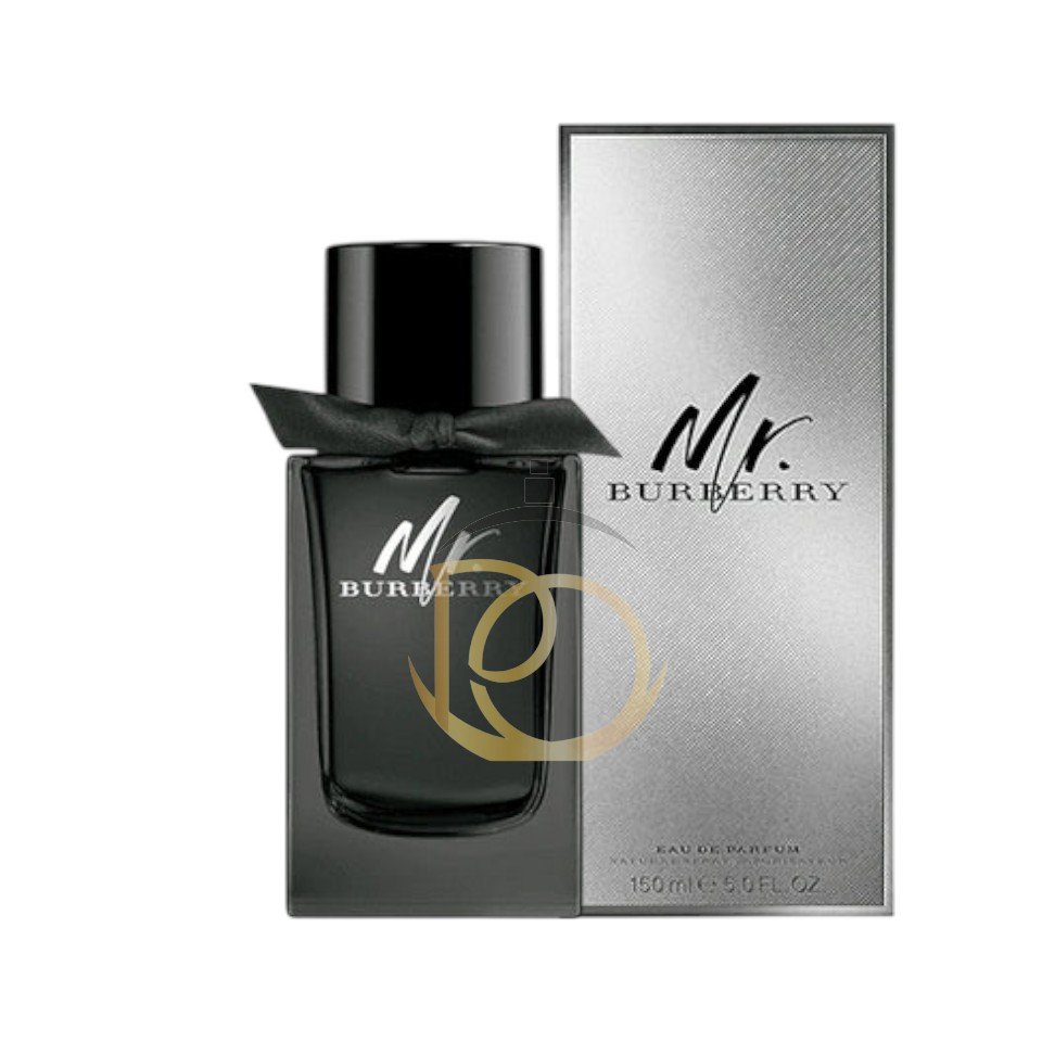 Mr. Burberry EDP: Frasco de vidrio ahumado oscuro con tapa negra. Fragancia Amaderada, intensa y sensual.