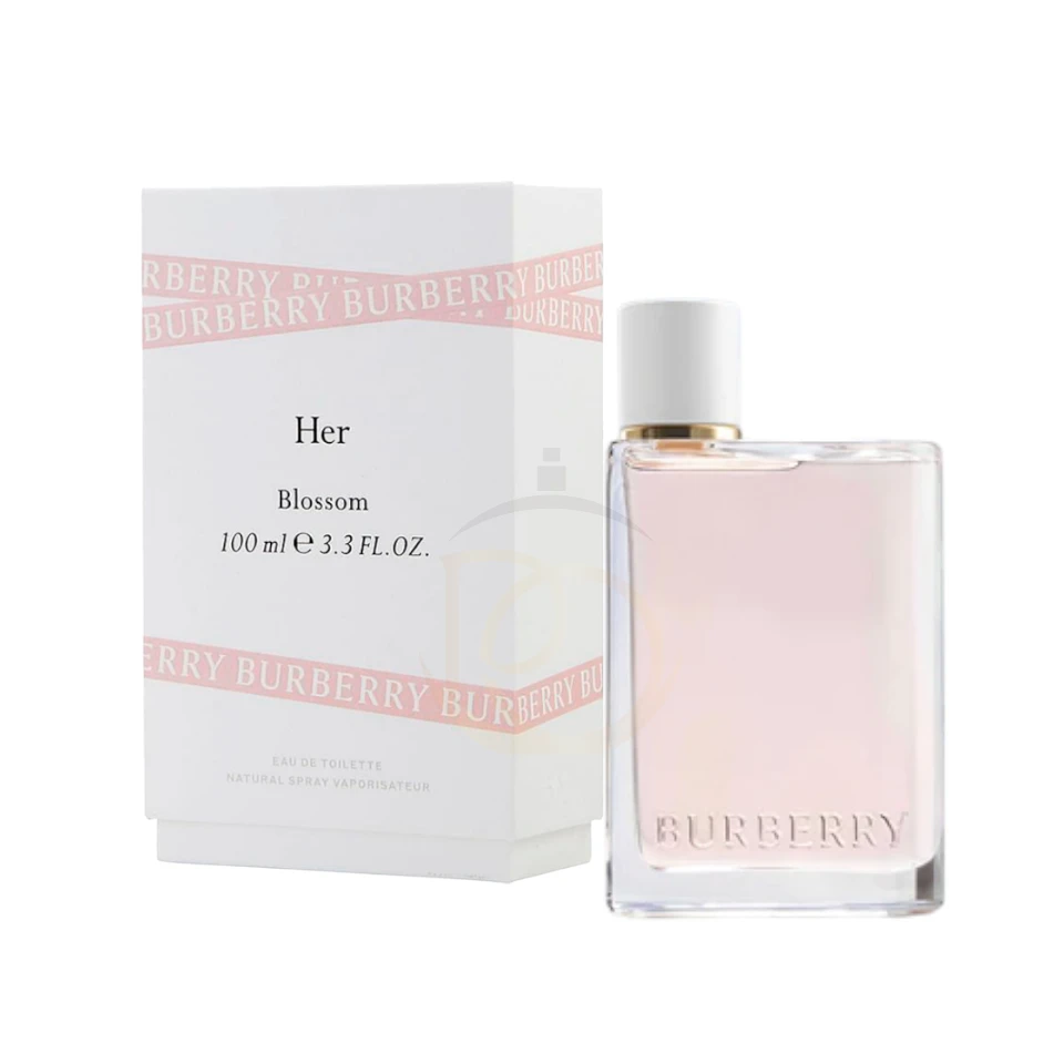 Botella del perfume Her Blossom Burberry de cristal con tapón blanco, sobre un fondo con flores de cerezo