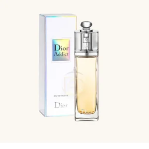 Perfume femenino intenso con notas cítricas, florales y amaderadas, ideal para la noche.