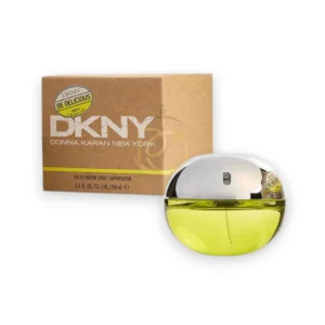 Perfume fresco y urbano con notas frutales y base cálida de sándalo y ámbar.