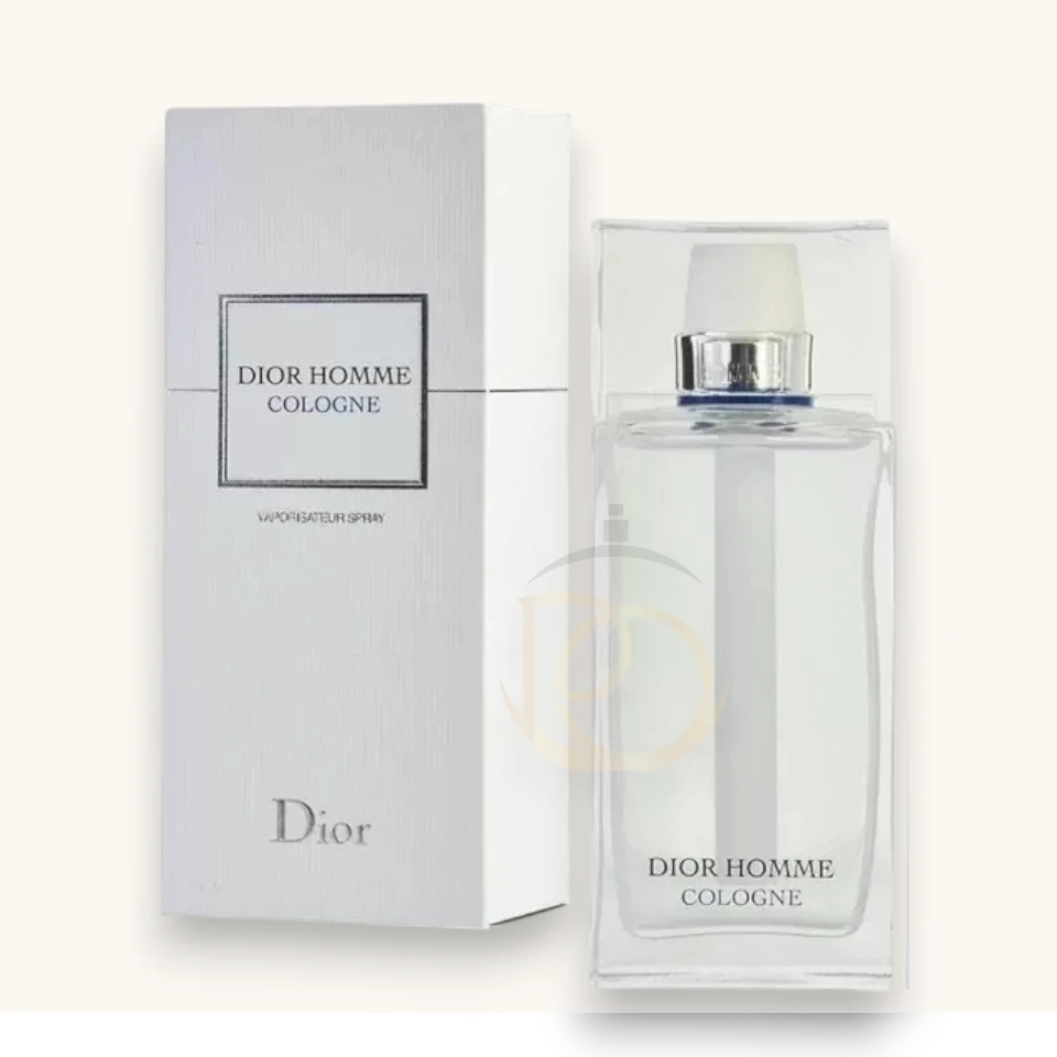 Perfume masculino fresco y elegante con notas cítricas, florales y amaderadas.