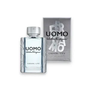 Energía pura en cada gota. ☕️ Dale un giro fresco a tu día con el estilo de Ferragamo Uomo Casual Life.