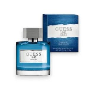 Perfume masculino fresco con notas cítricas, corazón floral y base cálida envolvente.