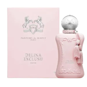 Frasco rosado empolvado de Delina Exclusif Parfum, el epítome de la sofisticación y el lujo supremo.