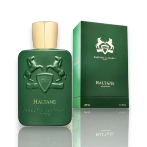 Frasco verde profundo de Parfums de Marly Haltane, la esencia del lujo amaderado y la distinción.