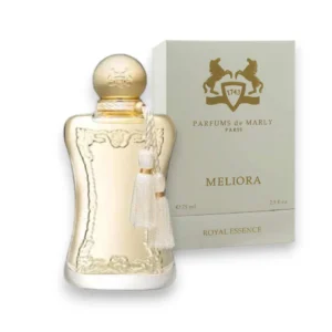 Dulzura frutal y elegancia floral. Royal Essence Meliora: el brillo de un jardín en tu piel.