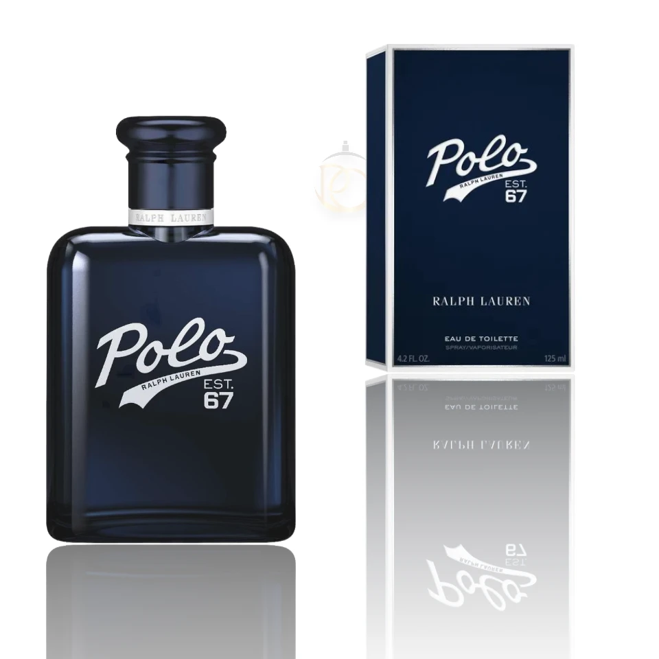 Moderno frasco de Polo 67 EDT, una fragancia masculina con vibrantes notas de piña, salvia y maderas.