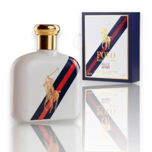 Frasco deportivo de Polo Blue Sport EDT, un perfume para hombre con notas marinas, menta y cítricos.
