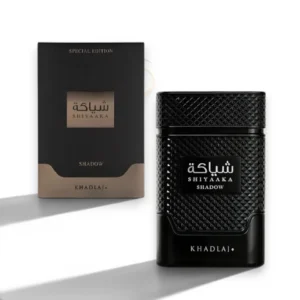 Elegante botella de Shiyaaka Shadow con un diseño robusto y oscuro que refleja lujo y distinción.