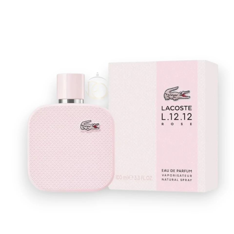 Frasco minimalista de L12 Rose Lacoste, capturando la esencia fresca, floral y femenina de su aroma.
