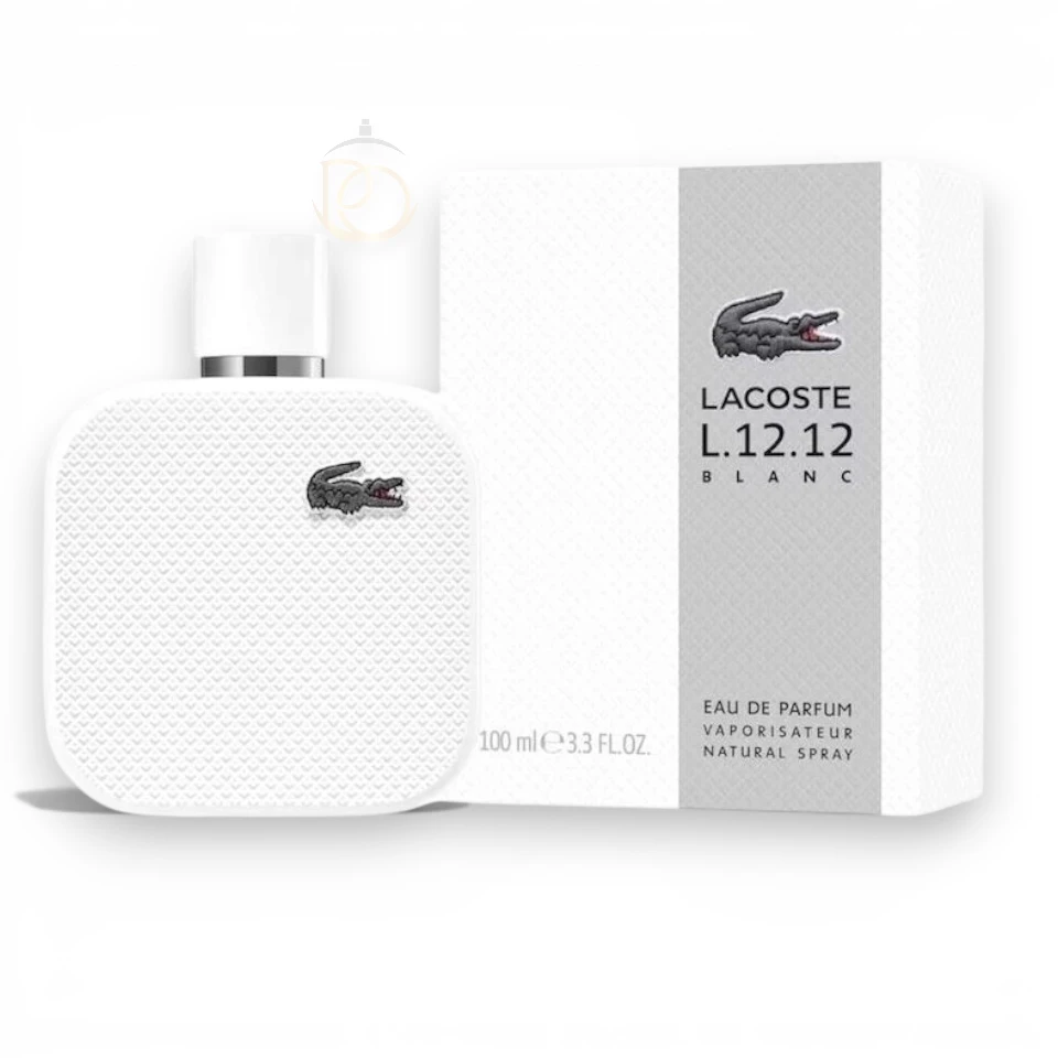 Frasco minimalista de Lacoste Blanc, capturando la esencia limpia, deportiva y pura de su aroma.