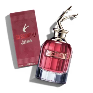 Perfume femenino audaz y glamuroso con notas frutales, florales y un fondo cálido de almizcle.