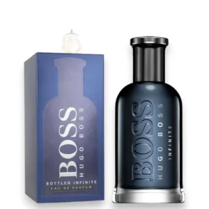 Frasco de Boss Bottled Infinite EDP en cristal azul profundo con elegante tapa en tono gris metálico.