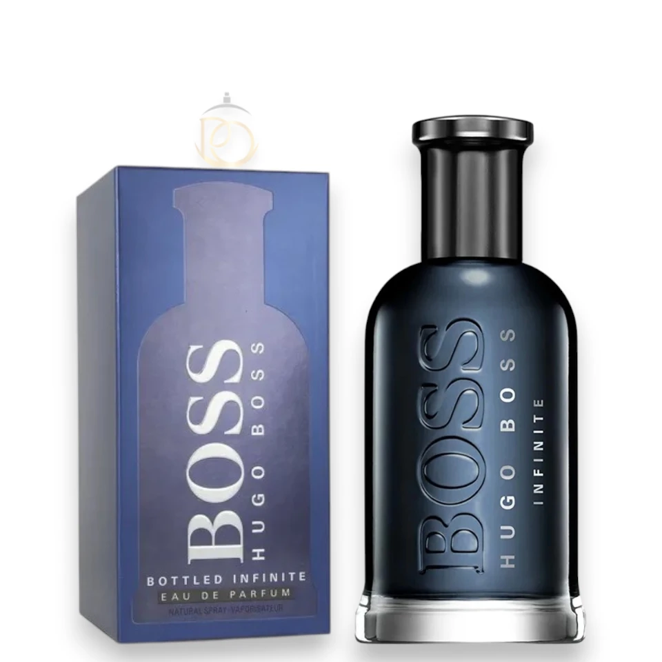 Frasco de Boss Bottled Infinite EDP en cristal azul profundo con elegante tapa en tono gris metálico.