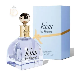 Frasco de cristal azul elegante del perfume RiRi Kiss EDP con tapón dorado sobre fondo claro.