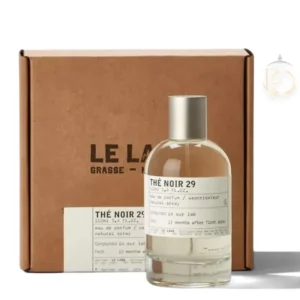 Perfume Santal 33 Le Labo EDP en icónico frasco de autor, símbolo de lujo, vanguardia y autenticidad.