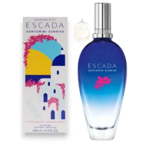 Fragancia fresca con salida cítrica, corazón floral y base cálida de almizcle y maderas.
